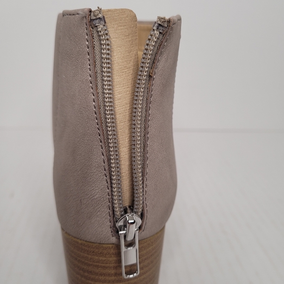 My Delicious shoes Women's Mars Faux Leather Ankle Boots Sz 6M - Picture 7 of 14